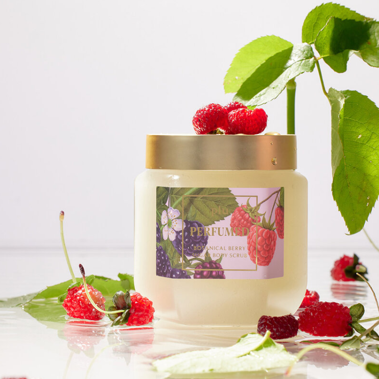 Plu - Perfumed Body Scrub Botanical Berry 500g.