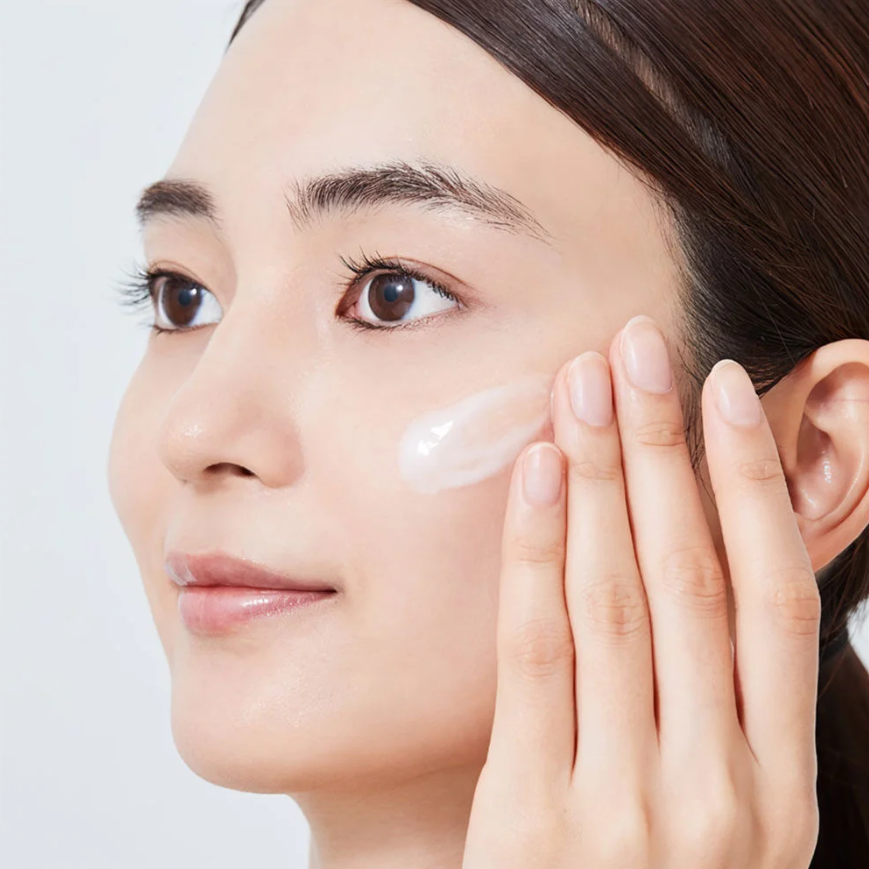 Naris - Luque Creme In Milk 80g.