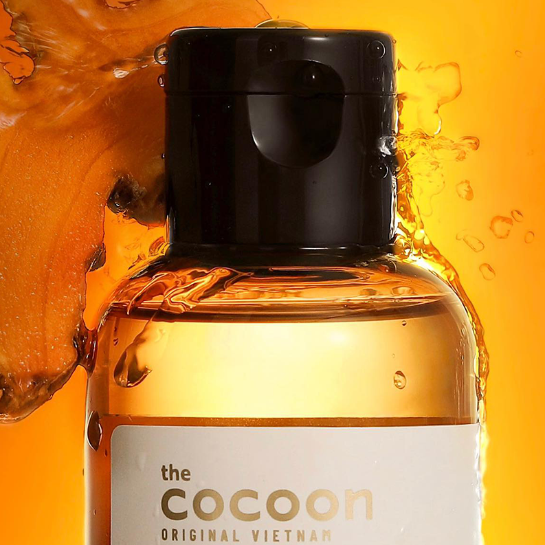 Cocoon Vietnam - Hung Yen Turmeric Toner (Nước Nghệ Hưng Yên) with Turmeric Extract, 5% AHAs & Betaine 310ml.
