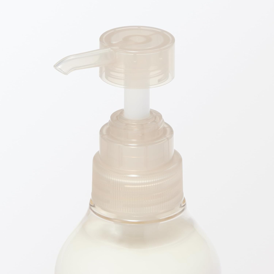 MUJI - Smooth Fermented Botanical Liquid Conditioner 400g.