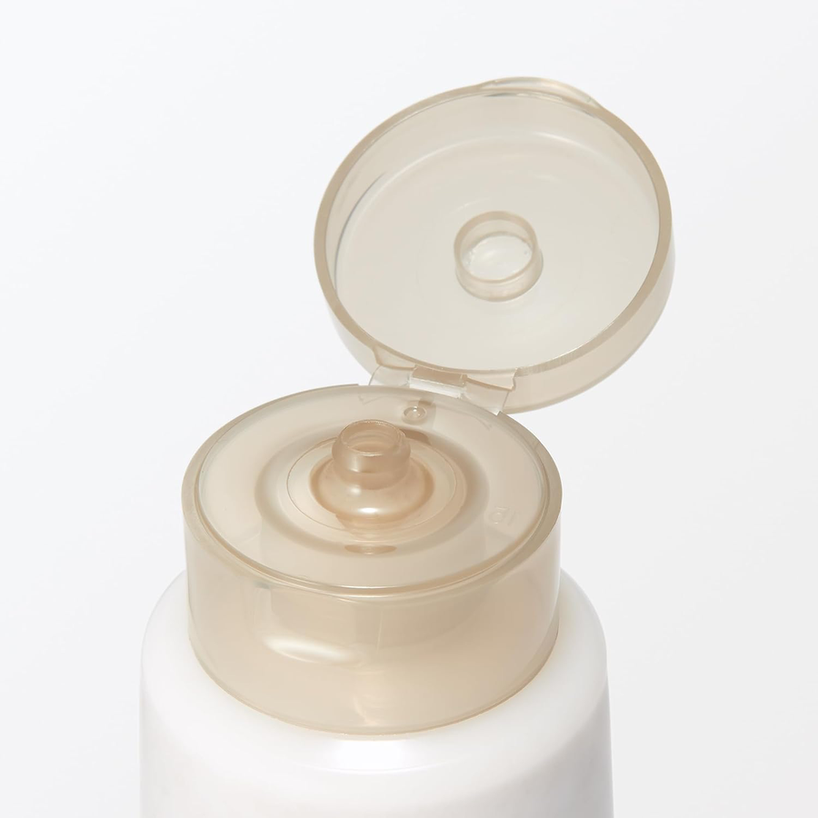 MUJI - Facial Cleanser Mild Face Soap Scrub 150g.