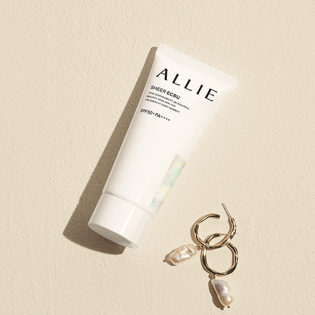 Allie - Chrono Beauty Tone Up UV Sheer Ecru 60g.
