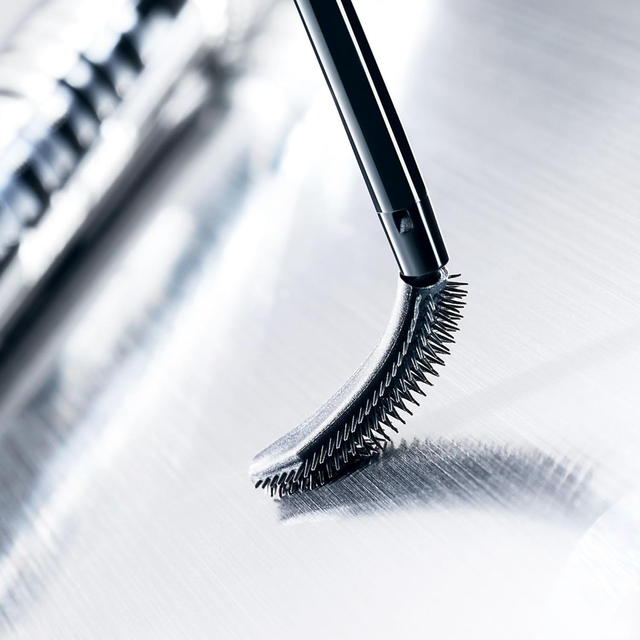 Kiss Me - Heroine Make Lash Hype Mascara #01 Black 8g.