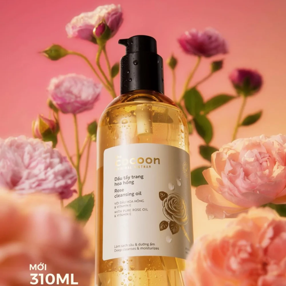 Cocoon Vietnam - Rose Cleansing Oil (Dầu Tẩy Trang Hoa Hồng) with Pure Rose Oil & Vitamin E 310ml.