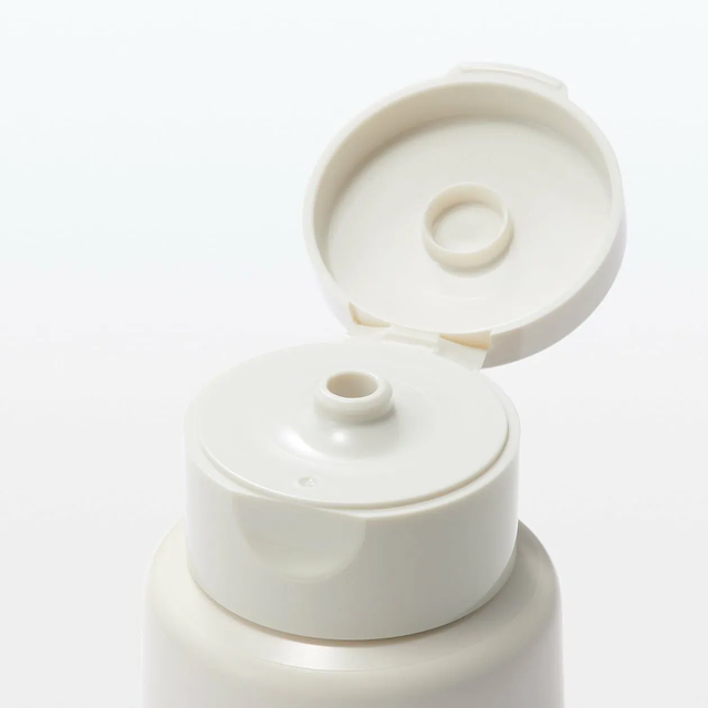 MUJI - Brightening Clay Face Mask 150g.