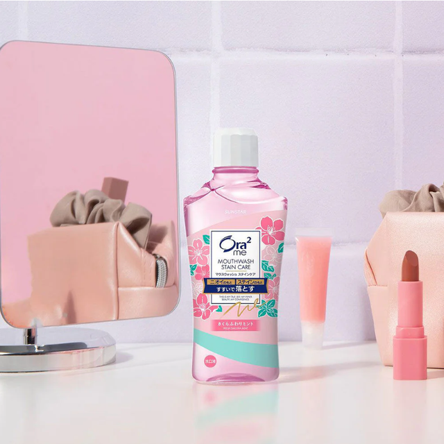 Ora2 - me Mouthwash Stain Care Fresh Sakura Mint 460ml.