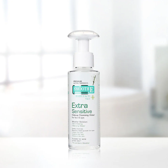 Smooth E - Makeup Cleansing Water 80ml.