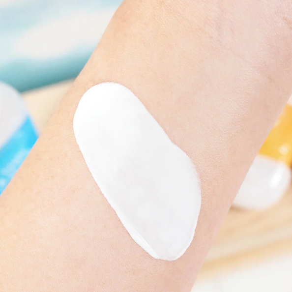 Kanda - UV AQUA Sunscreen White Tone Up SPF50/PA+++ 30ml.
