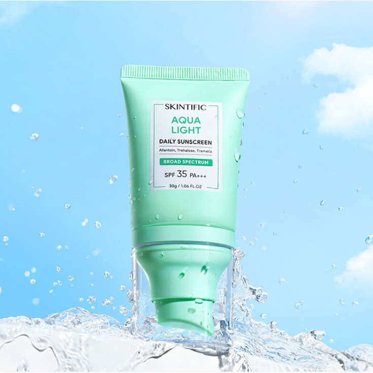 Skintific - Aqua Light Daily Sunscreen SPF35 PA+++ 30g.