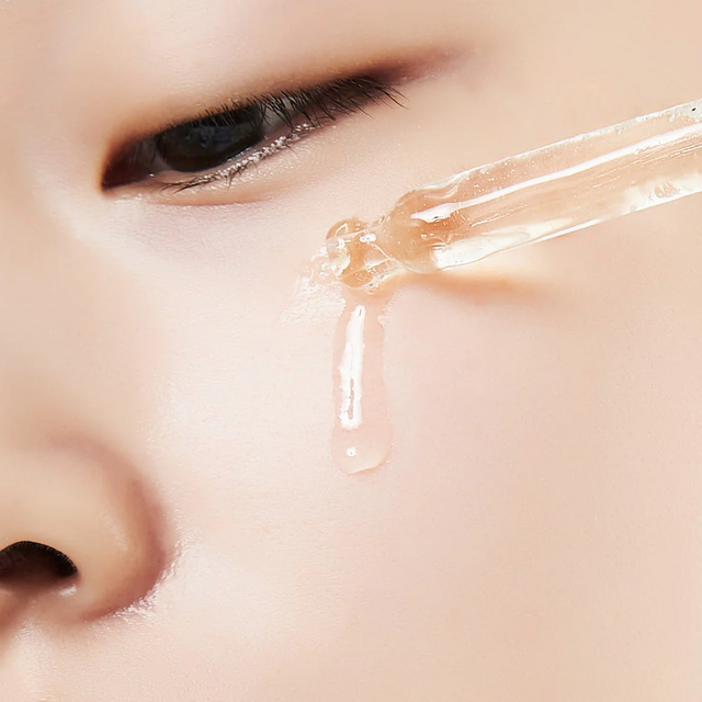 Dr.Melaxin - TX Ampoule Cleanser with Tranexamic Acid, Dye-Free and Hypoallergenic 100ml.