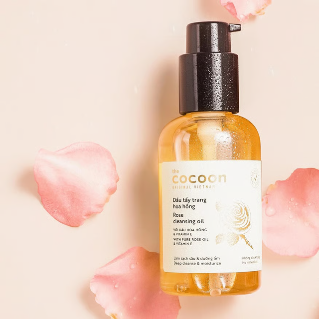 Cocoon Vietnam - Rose Cleansing Oil (Dầu Tẩy Trang Hoa Hồng) with Pure Rose Oil & Vitamin E 140ml.