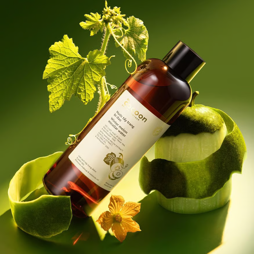 Cocoon Vietnam - Winter Melon Micellar Water (Nước Tẩy Trang Bí Đao) with Winter Melon Extract, Centella Extract, Tea Tree Oil & Natragem™ S150 500ml.
