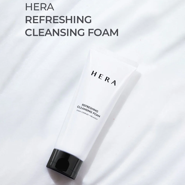 HERA - Refreshing Cleansing Foam 3-AHA Complex 160g.