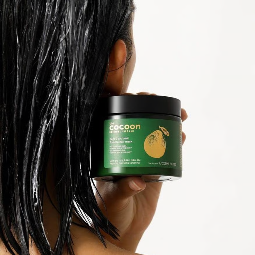 Cocoon Vietnam - Pomelo Hair Mask (Kem Ủ Tóc Bưởi) with Pomelo Oil, Vitamin B5 & Xylishine™ 200ml.