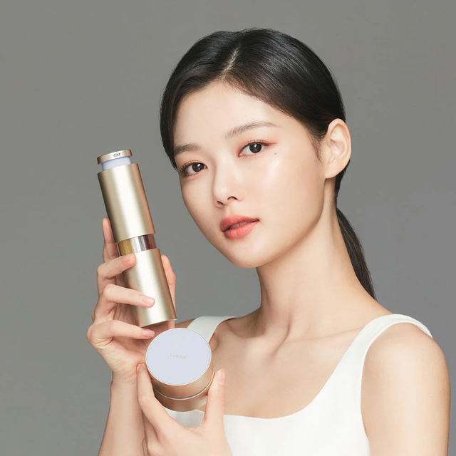Laneige - Perfect Renew 3X Skin Refiner Anti-Aging with Bioflavonoid, Peptide and Retinol 150ml.