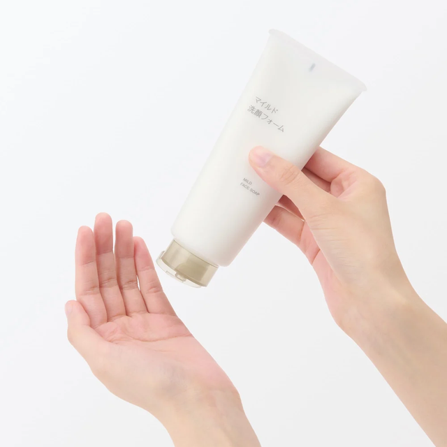 MUJI - Facial Cleanser Mild Face Soap 220g.