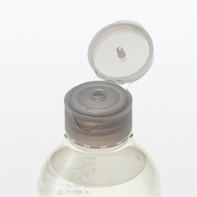 MUJI - Booster Essence Lotion 300ml.