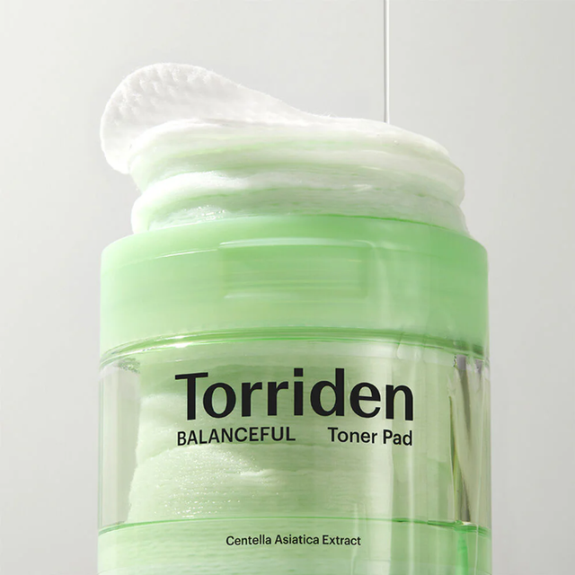 Torriden - Balanceful Cica Toner Pad with Centella Asiatica Extract 180ml. (60 Pads)