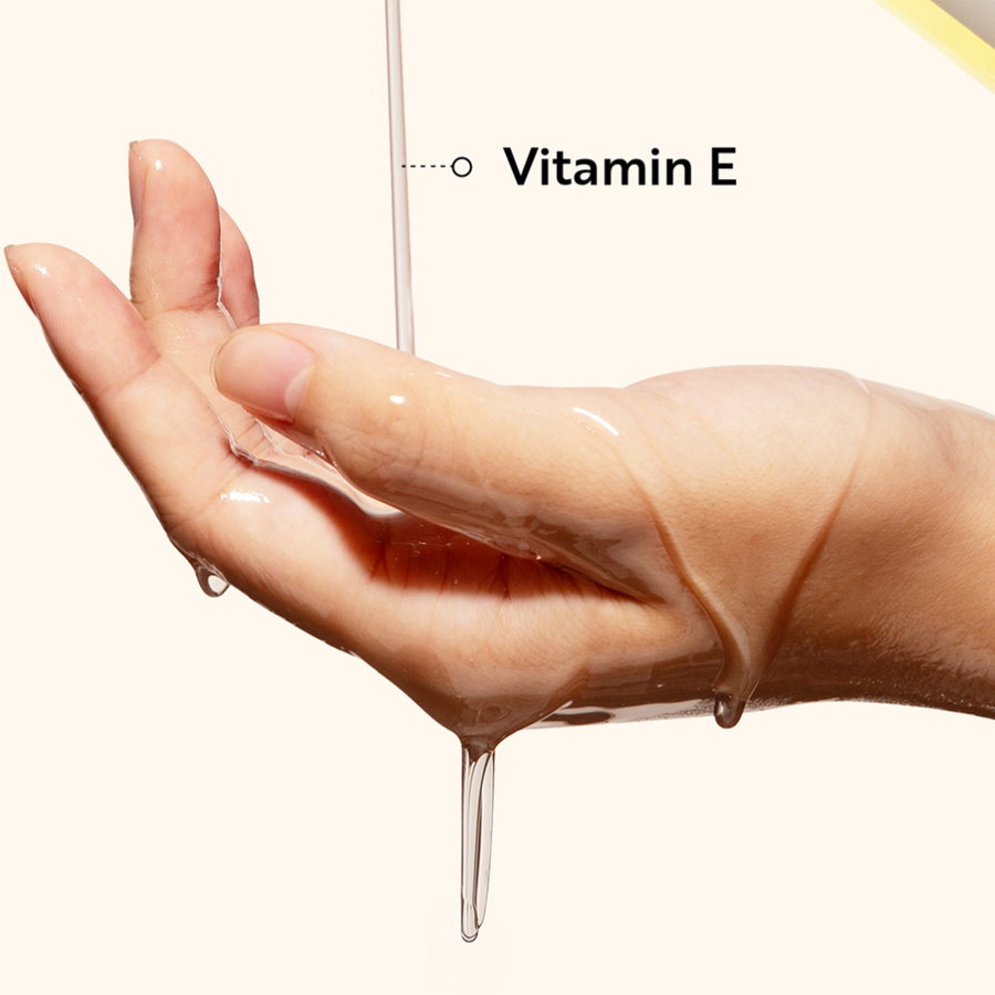 Cocoon Vietnam - Rose Cleansing Oil (Dầu Tẩy Trang Hoa Hồng) with Pure Rose Oil & Vitamin E 310ml.