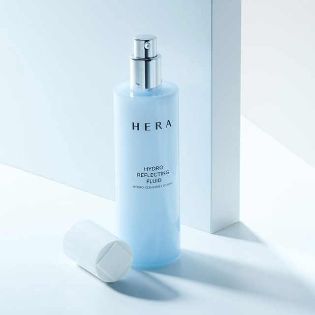 HERA - Hydro Reflecting Fluid with Ceramide + Vitamins 140ml.