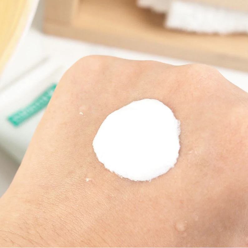 Smooth E - White Babyface Foam 120g.