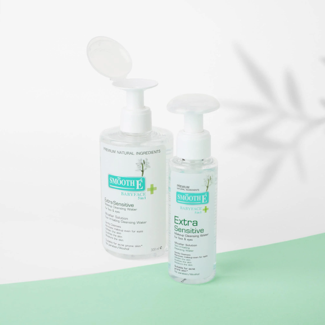 Smooth E - Extra Sensitive Makeup Cleansing Water 300ml.