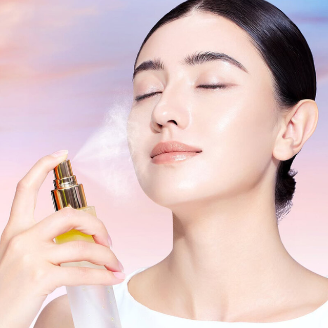 Skintific - Radiance Booster Serum Spray 100ml.