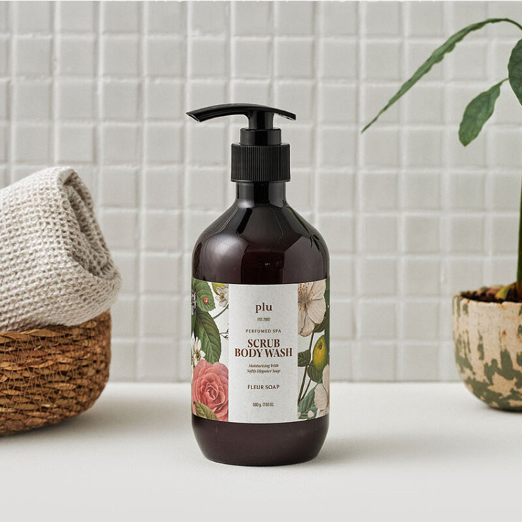 Plu - Perfumed Spa Scrub Body Wash Fleur Soap 500g.