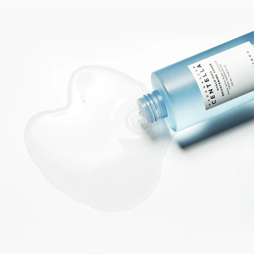 SKIN1004 - Hyalu-Cica Brightening Toner 210ml.