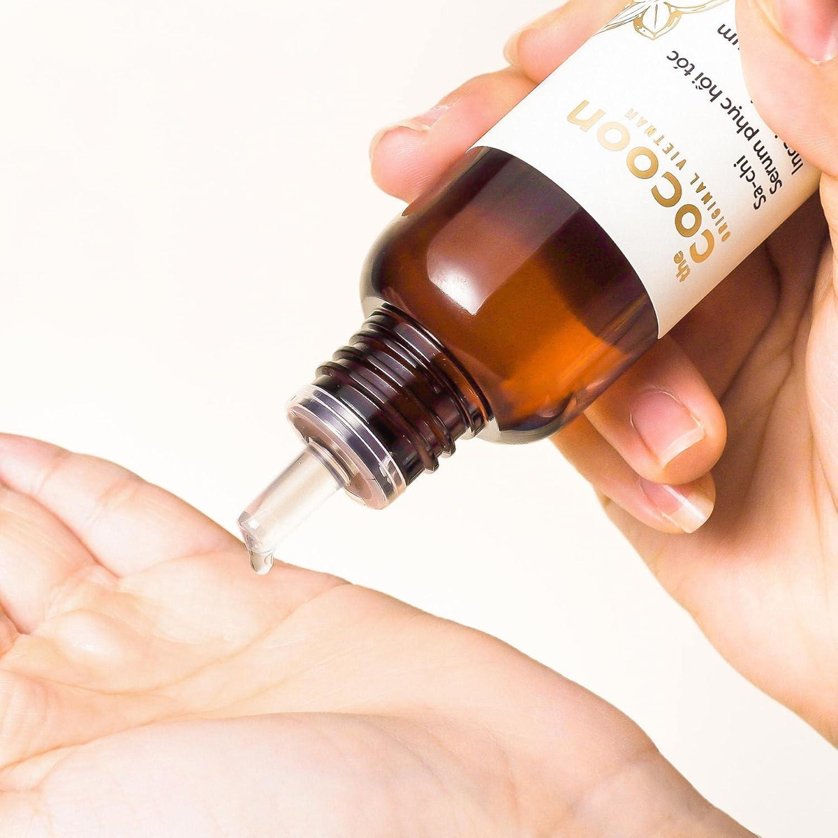 Cocoon Vietnam - Sacha Inchi Hair Repair Serum (Sa-chi Serum Phục Hồi Tóc) with Sacha Inchi Oil, Vitamin E, Phospholipids & Holy Basil Oil 70ml.