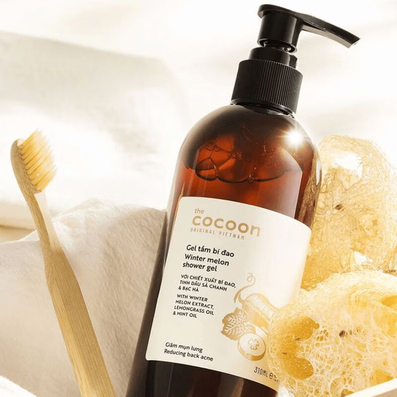 Cocoon Vietnam - Winter Melon Shower Gel (Gel Tắm Bí Đao) with Winter Melon Extract, BHA, Tea Tree Oil & Crinipan PMC 500ml.