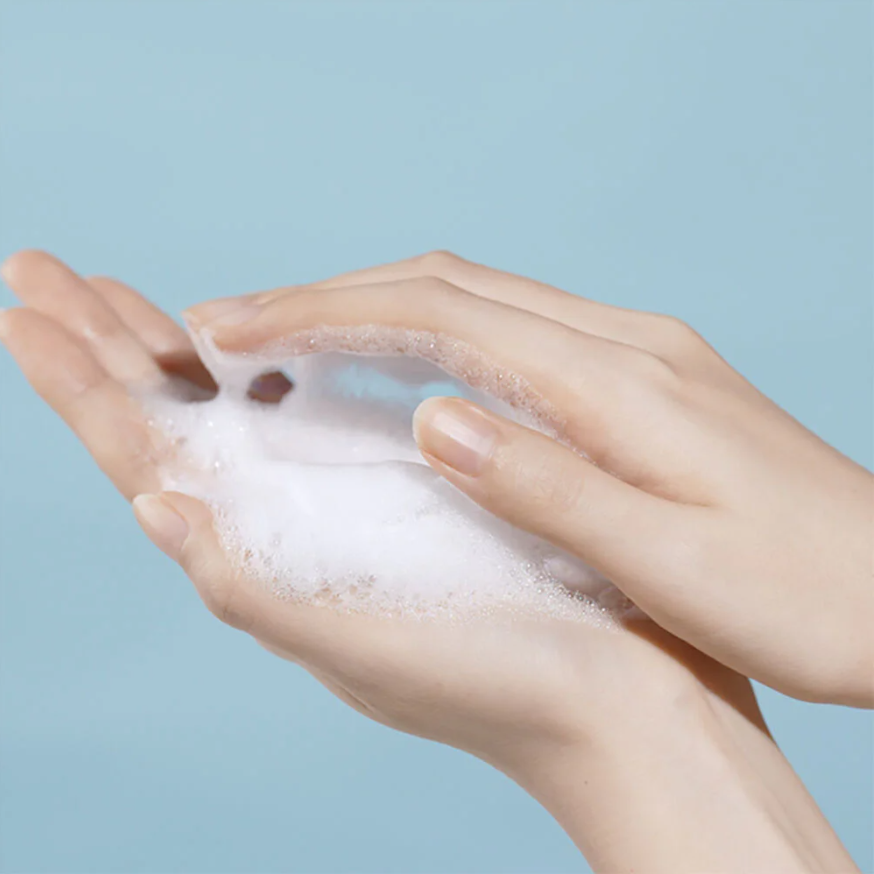 Torriden - Dive In Low Molecular Hyaluronic Acid Cleansing Foam 150ml.