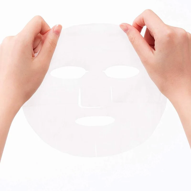 Clear Turn - Bihada-Syokunin Hatomugi Brightening Mask 97ml. (7 Sheets)