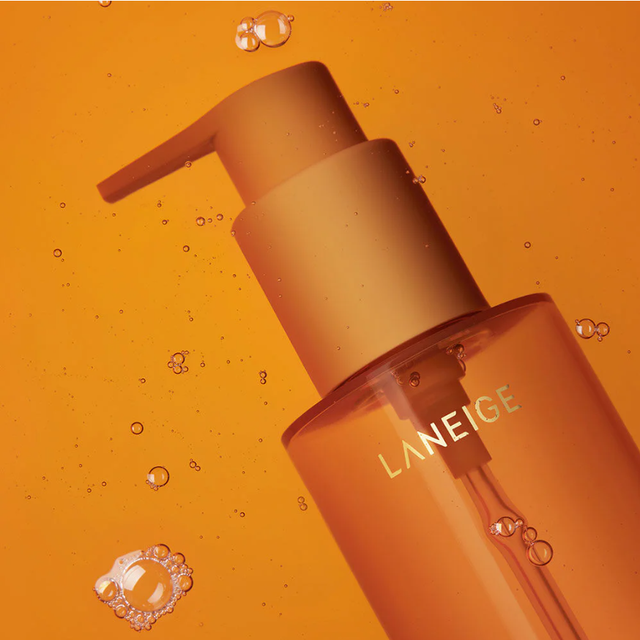 Laneige - Perfect Renew Nourishing Oil-To-Foam Cleanser, Cleanse, Nourish and Glow 200ml.