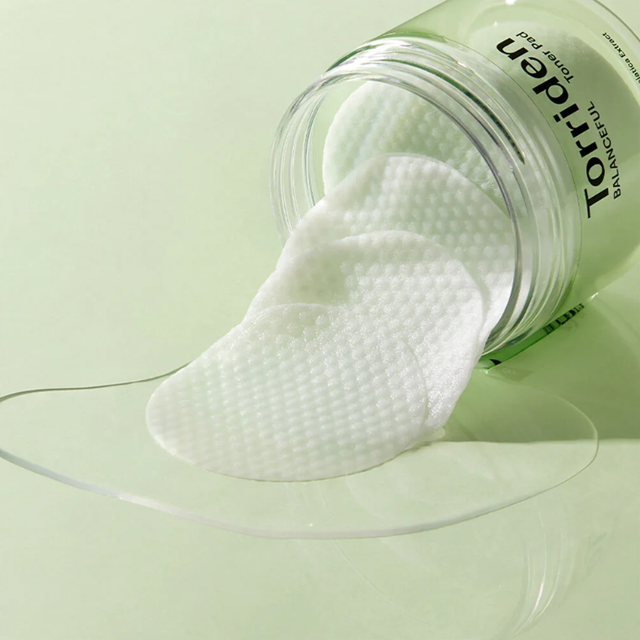 Torriden - Balanceful Cica Toner Pad with Centella Asiatica Extract 180ml. (60 Pads)