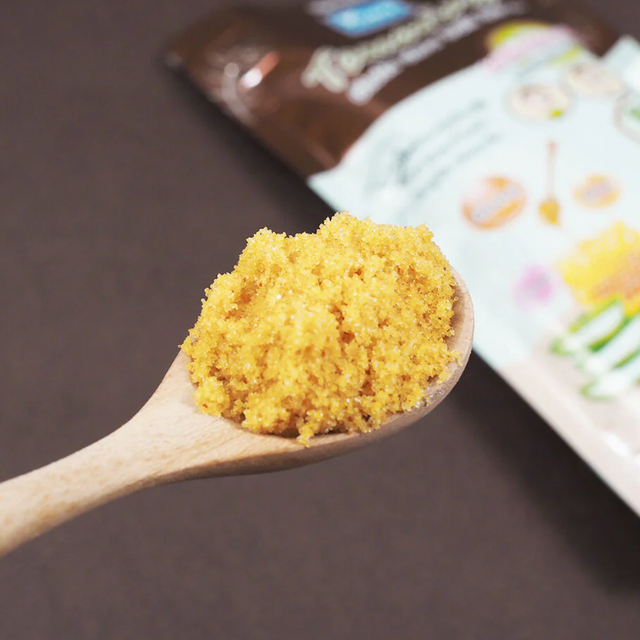 Yoko - Tamarind Gluta Glow Salt Scrub 300g.