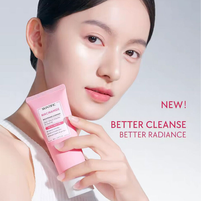 Skintific - Niacinamide Brightening Cleanser 80ml.