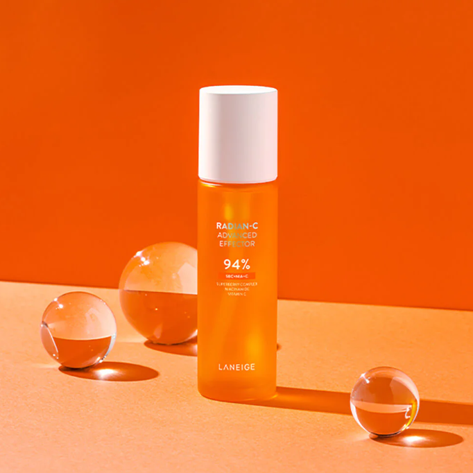 Laneige - Radian-C Advanced Effector 94% SBC+NIA+C, Superberry Complex, Niacinamide and Vitamin C 150ml.