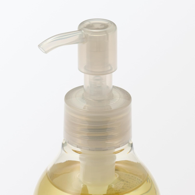 MUJI - Oil Cleansing for Sensitive Skin 300ml.