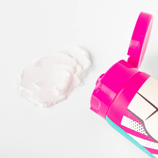 Nakiz - Set 2 Item Lively Butt 100ml. + Nakiz Lively Scrub 100g.
