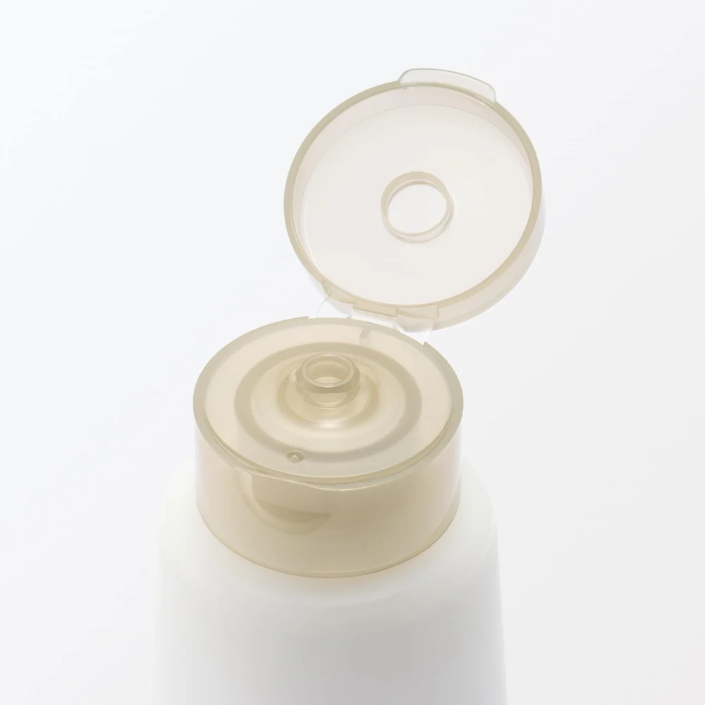 MUJI - Facial Cleanser Mild Face Soap 220g.