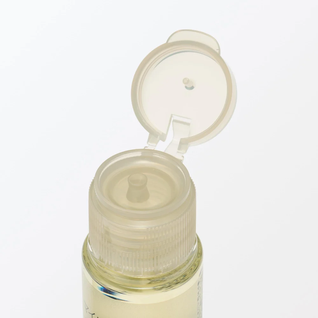 MUJI - Mild Oil Cleansing 50ml.
