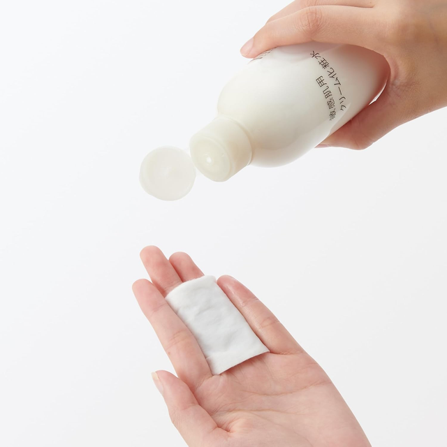 MUJI - Toning Water For Sensitive Skin, Creamy 300ml.