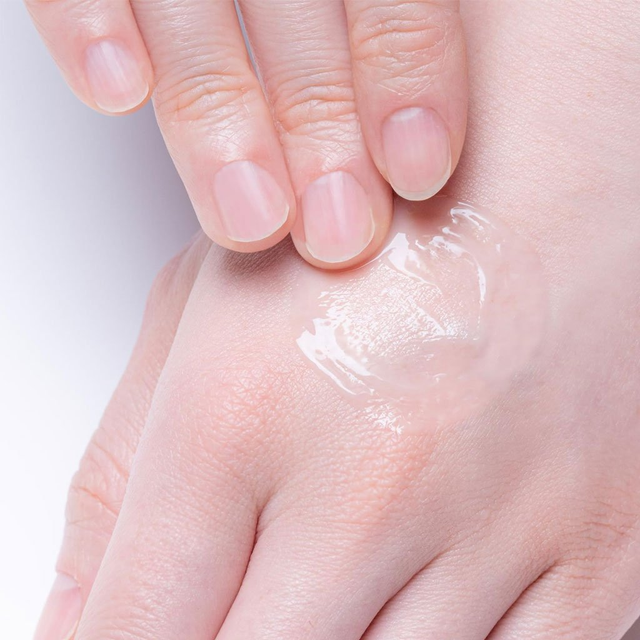 KOSE - Grace One - Wrinkle Care White Moist Gel Cream EX100g.