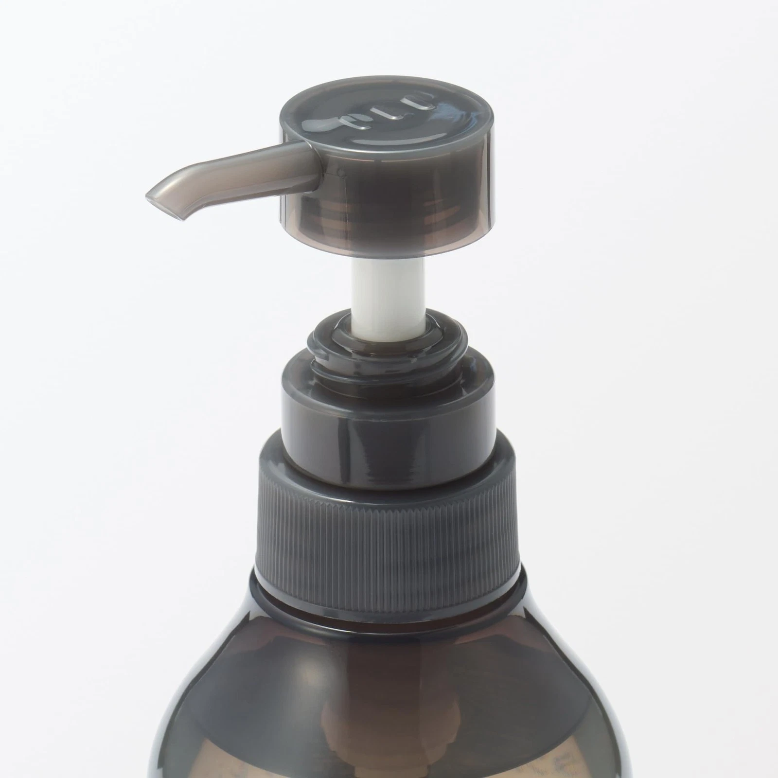 MUJI - Fermented Botanical Liquid Scalp Care Shampoo 400ml.