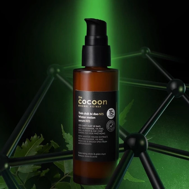 Cocoon Vietnam - Winter Melon Serum N15 (Tinh Chất Bí Đao N15) with Winter Melon Extract, 15% Niacinamide, 4% NAG, Neem Oil & Broad Spectrum Antioxidants 70ml.