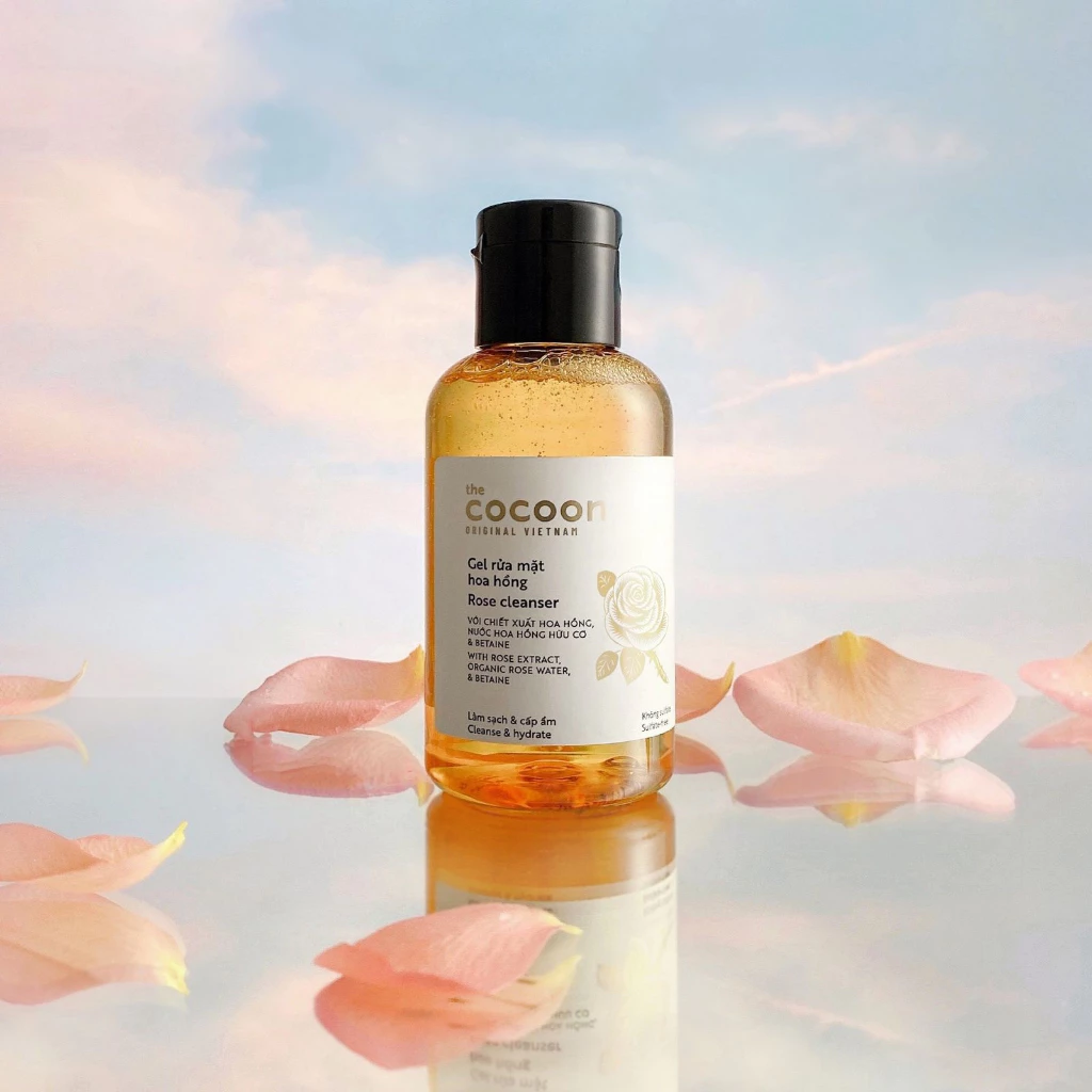 Cocoon Vietnam - Rose Cleanser (Gel Rửa Mặt Hoa Hồng) with Rose Extract & Betaine 140ml.