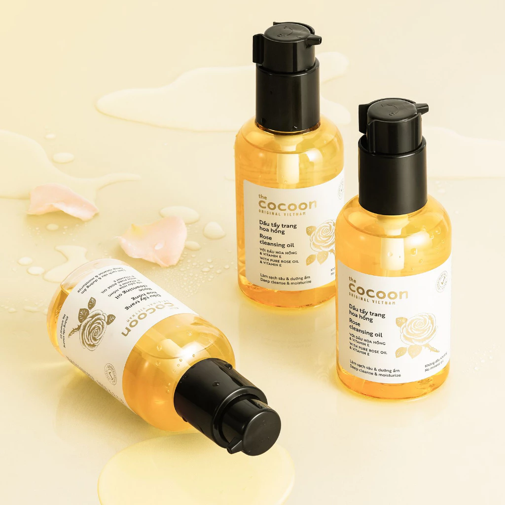 Cocoon Vietnam - Rose Cleansing Oil (Dầu Tẩy Trang Hoa Hồng) with Pure Rose Oil & Vitamin E 140ml.