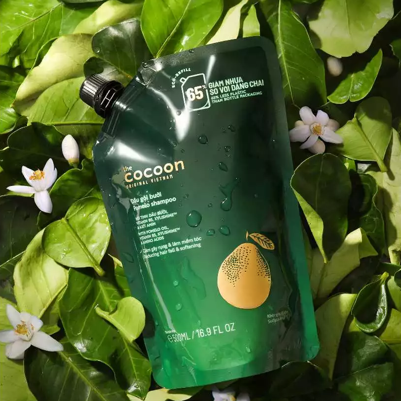 Cocoon Vietnam - Pomelo Shampoo (Dầu Gội Bưởi) with Pomelo Oil, Vitamin B5, Xylishine™ & Amino Acids, Sulfate-Free Refill 500ml.