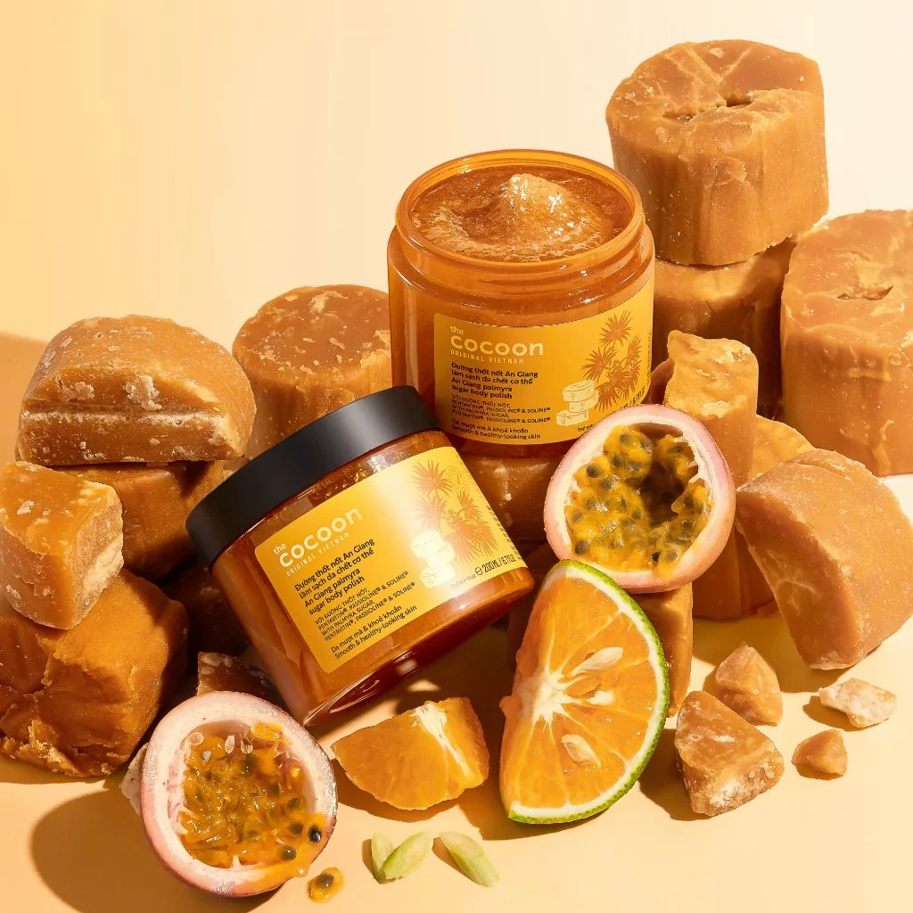 Cocoon Vietnam - An Giang Palmyra Sugar Body Polish (Đường Thốt Nốt An Giang Làm Sạch Da Chết Cơ Thể) with Palmyra Sugar, Pentavitin®, Passioline® & Soline® 200ml.